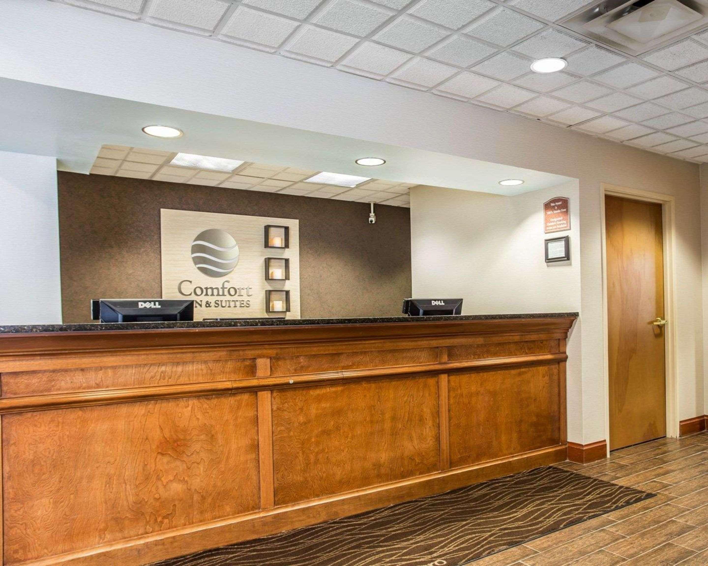 Comfort Inn & Suites Walterboro I-95 Exteriör bild