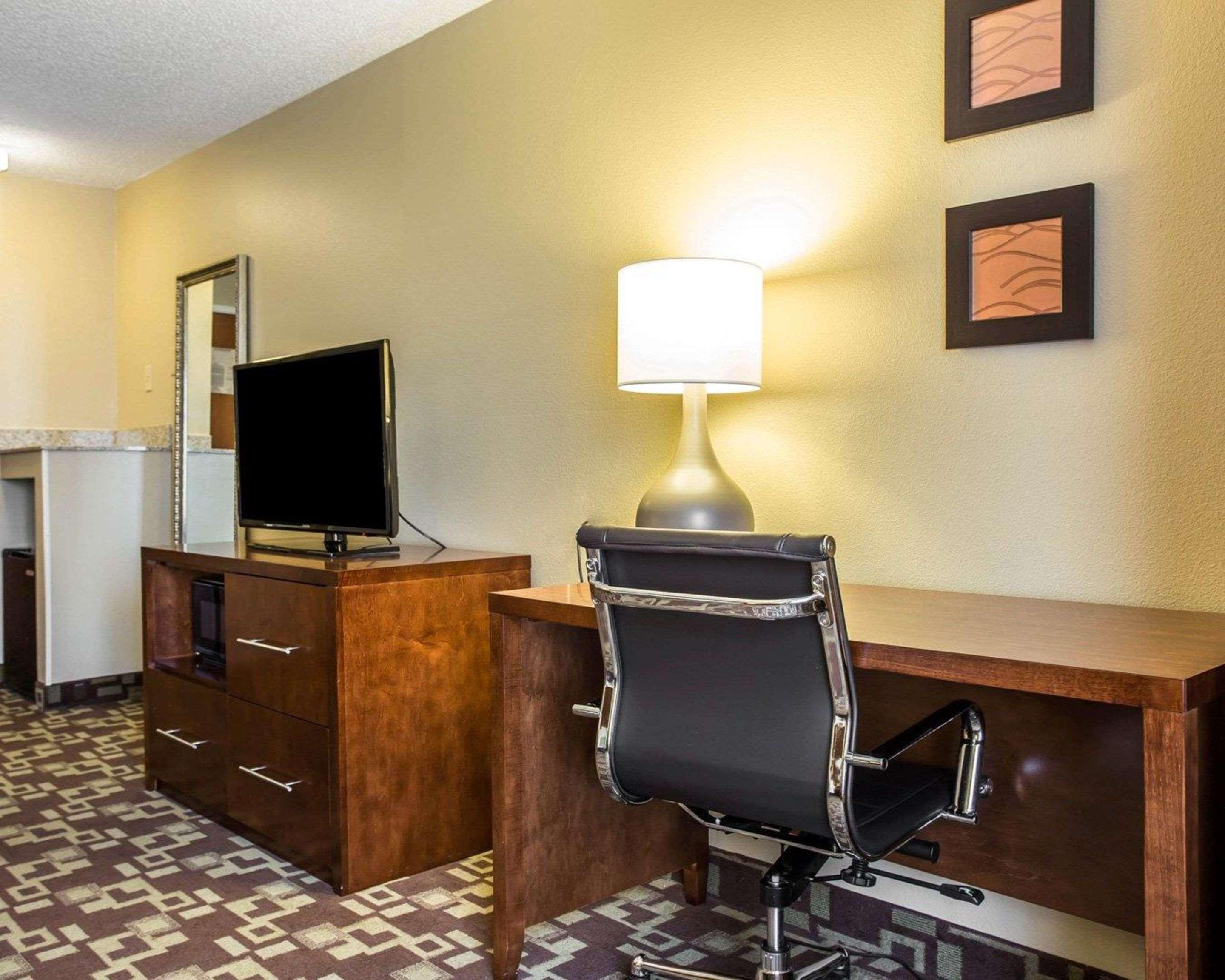 Comfort Inn & Suites Walterboro I-95 Exteriör bild