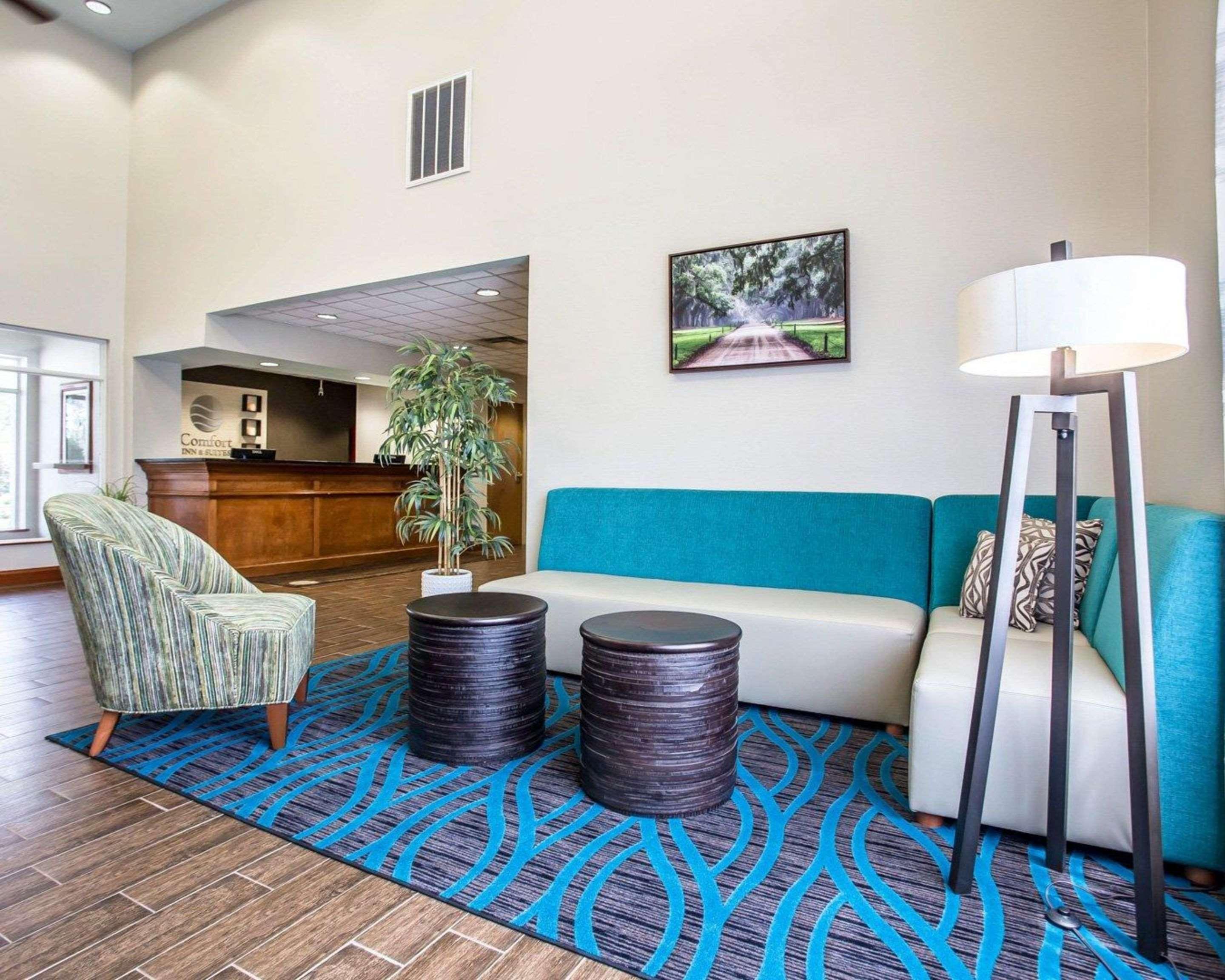 Comfort Inn & Suites Walterboro I-95 Exteriör bild