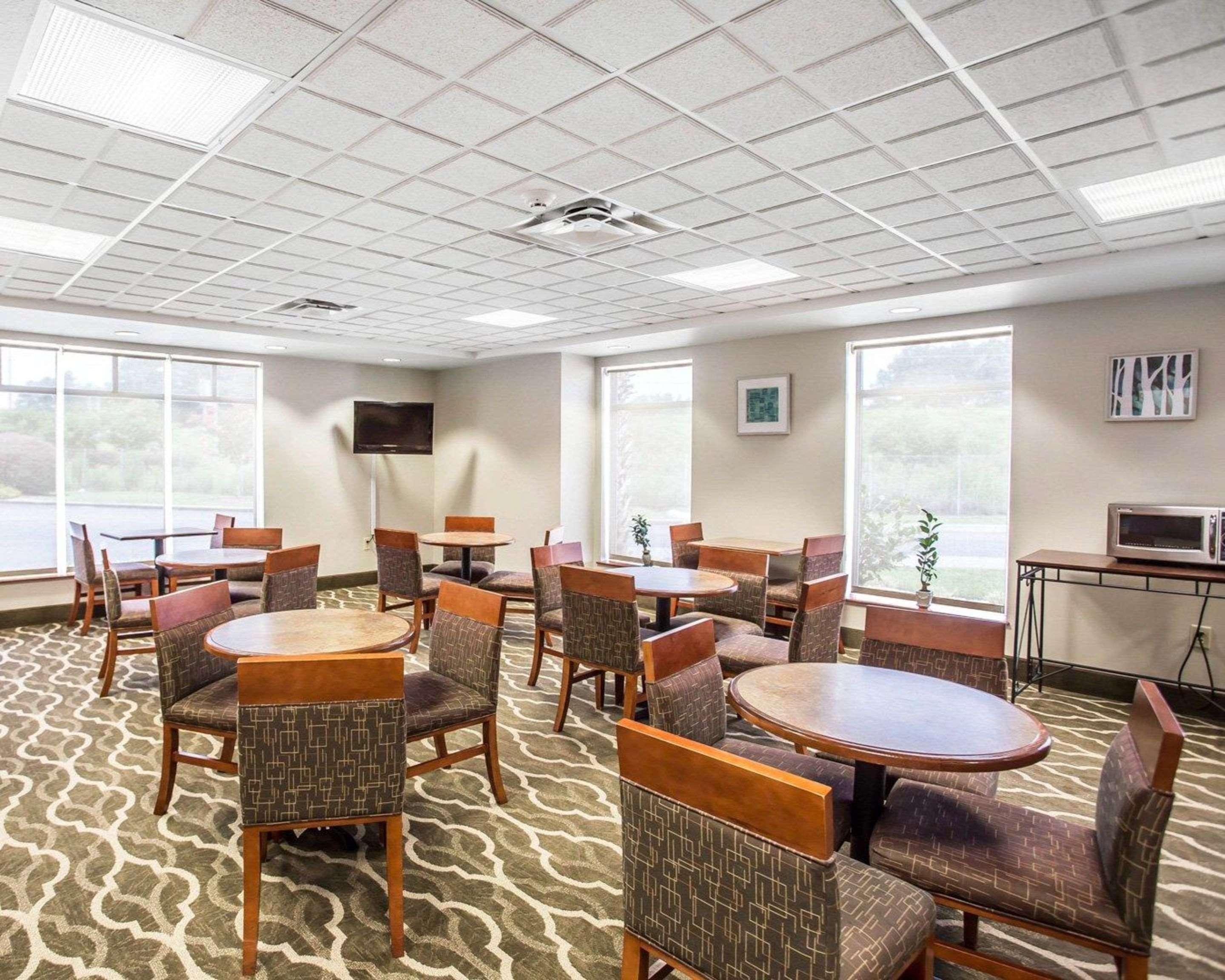 Comfort Inn & Suites Walterboro I-95 Exteriör bild