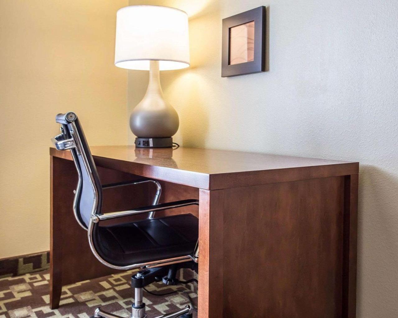 Comfort Inn & Suites Walterboro I-95 Exteriör bild