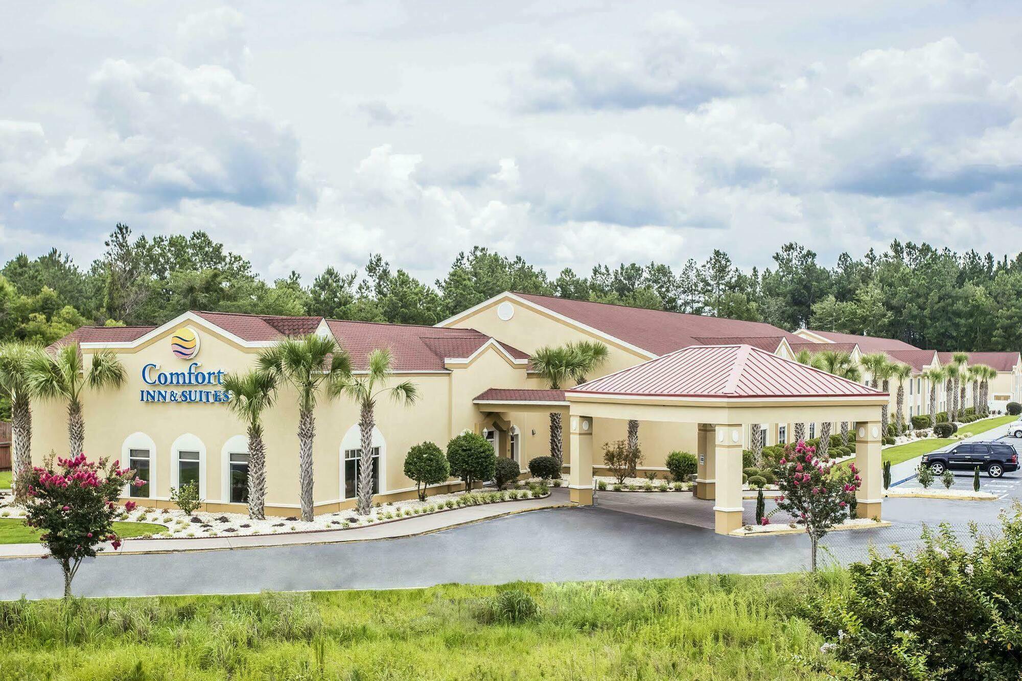 Comfort Inn & Suites Walterboro I-95 Exteriör bild